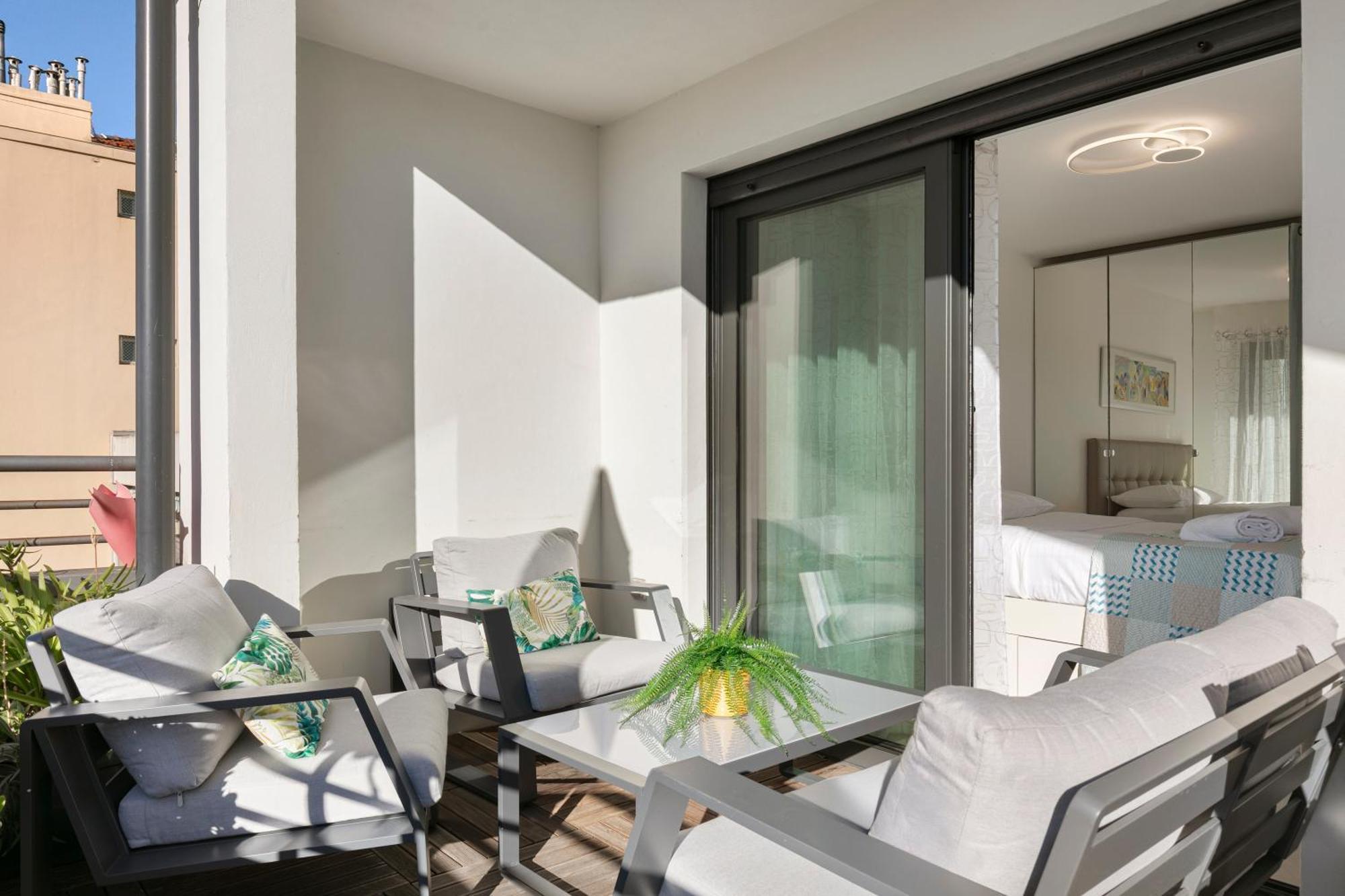 Suite Relax Five Stars Holiday House นีซ ภายนอก รูปภาพ